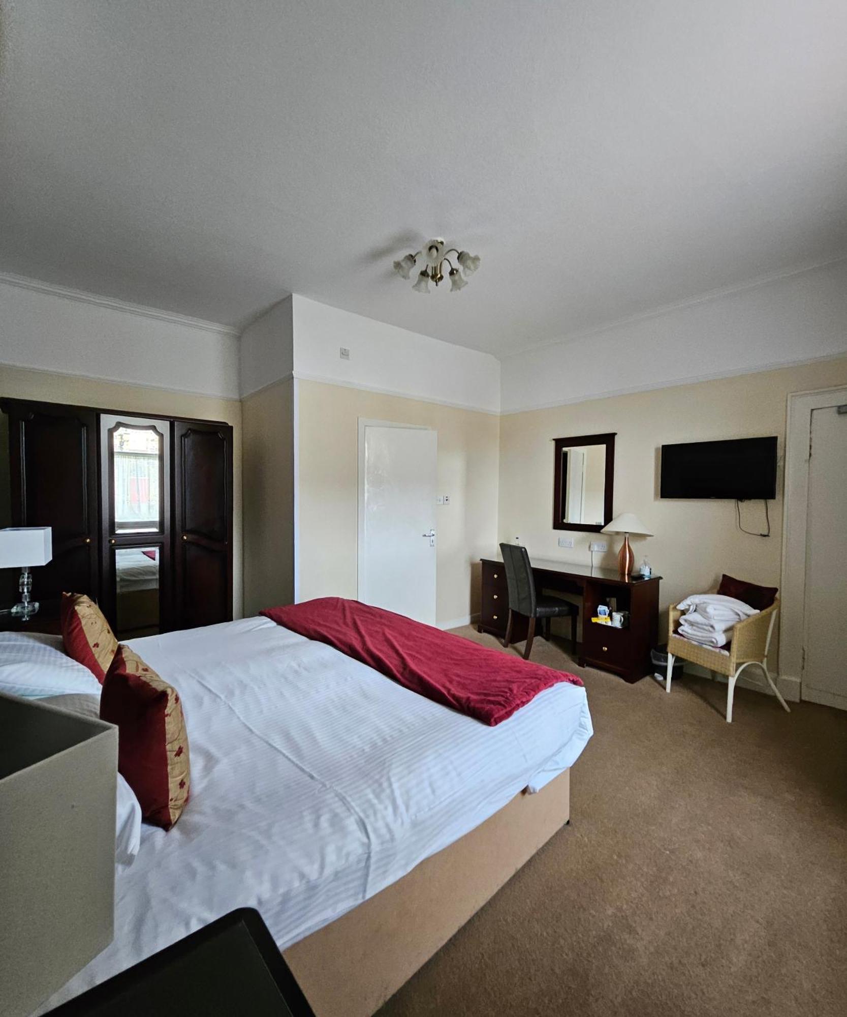Station Hotel פורטסוי מראה חיצוני תמונה