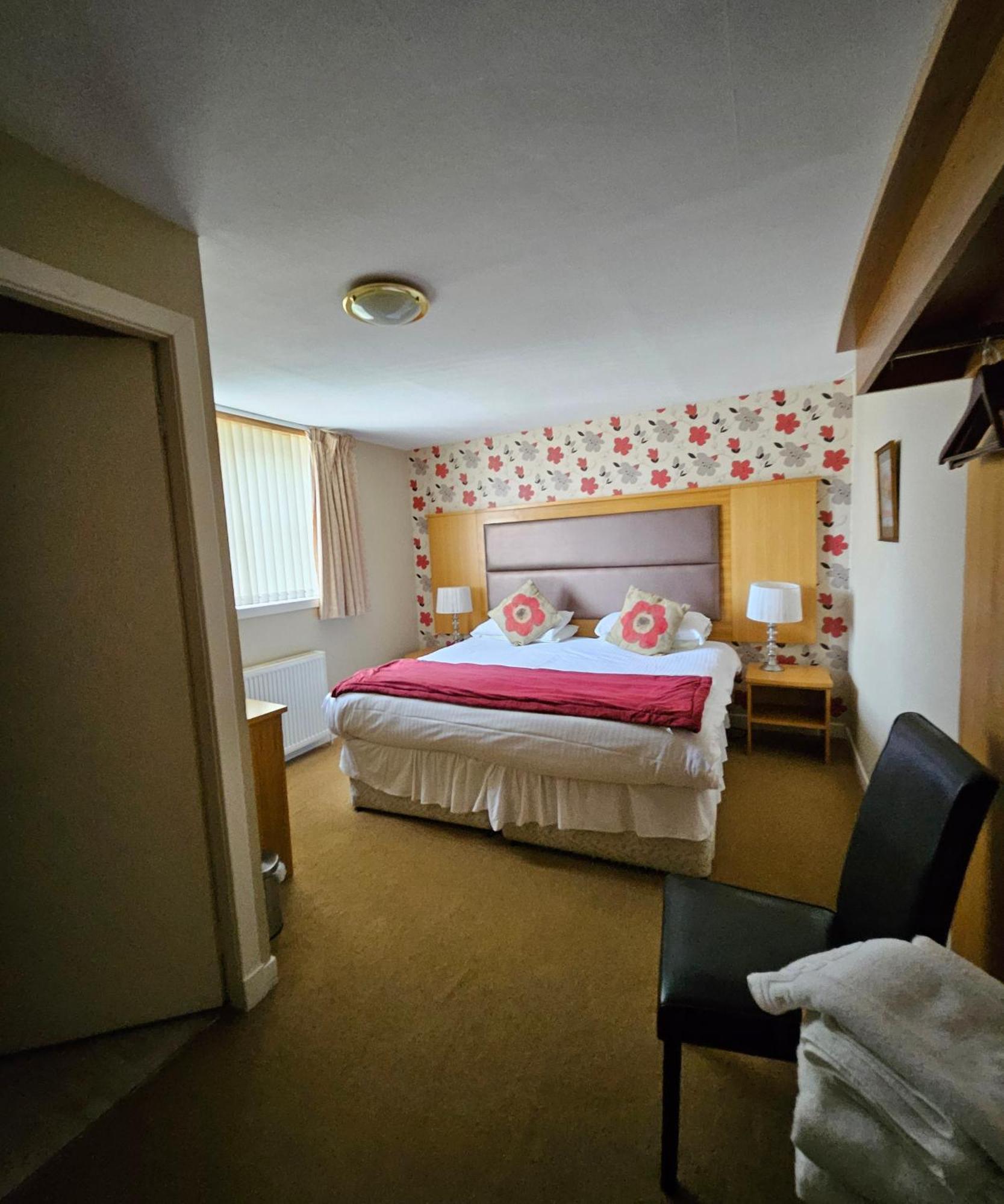 Station Hotel פורטסוי מראה חיצוני תמונה