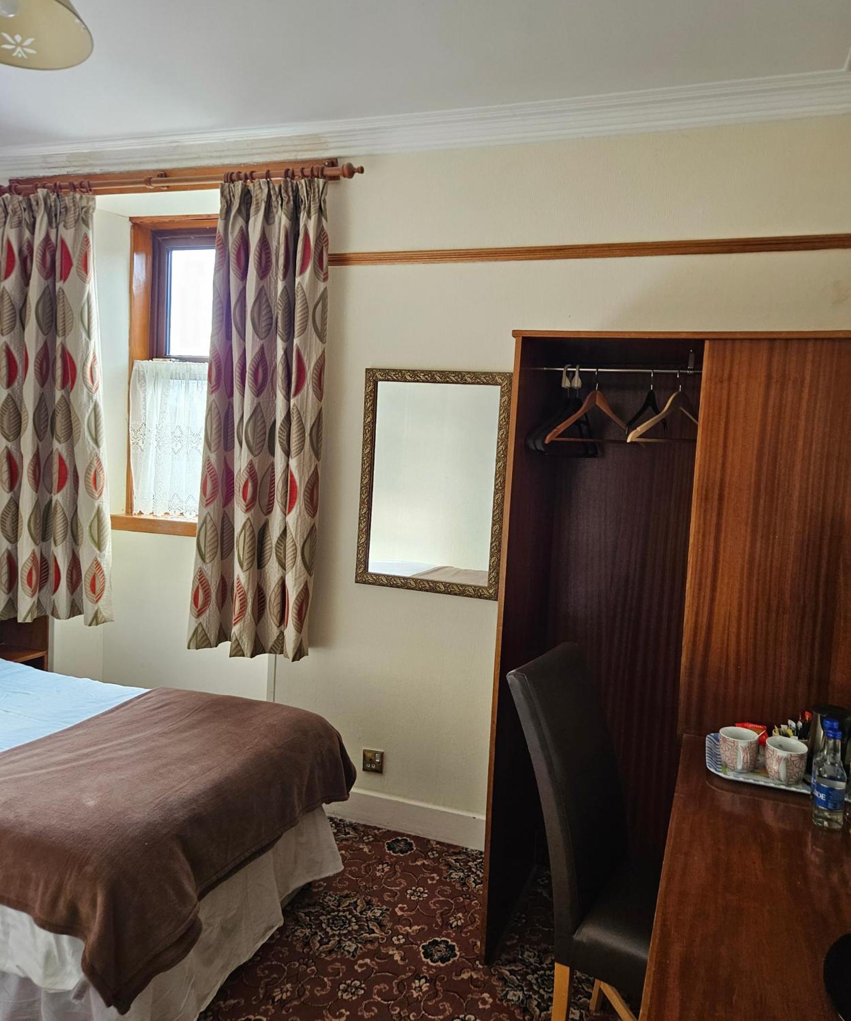 Station Hotel פורטסוי מראה חיצוני תמונה