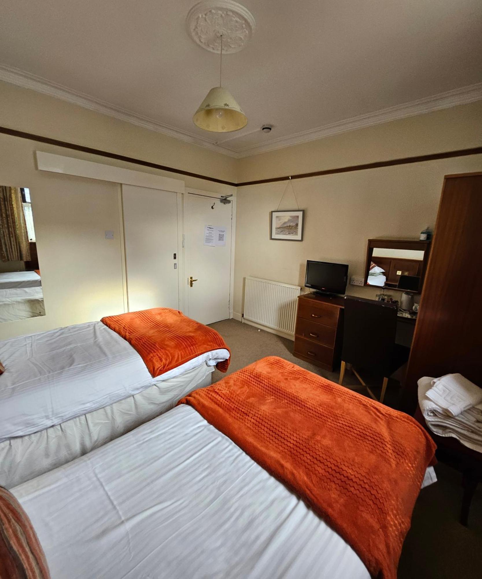 Station Hotel פורטסוי מראה חיצוני תמונה