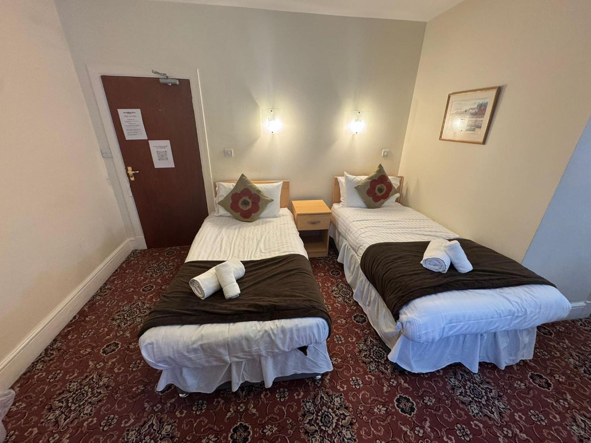 Station Hotel פורטסוי מראה חיצוני תמונה
